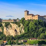 Immerso Nella Natura A Due Passi Dal Maggiore Apartamento *