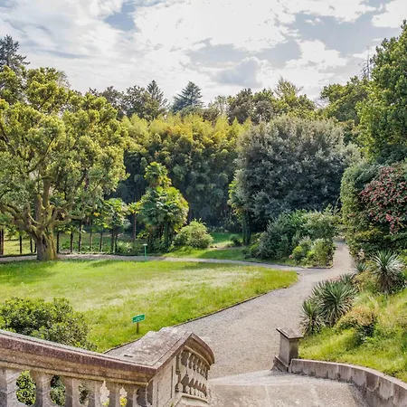 Immerso Nella Natura A Due Passi Dal Maggiore Apartment