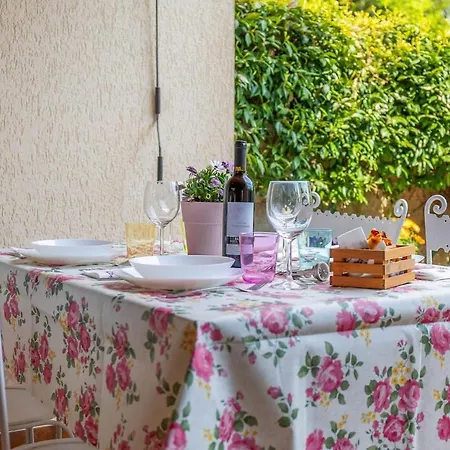 Immerso Nella Natura A Due Passi Dal Maggiore Appartement