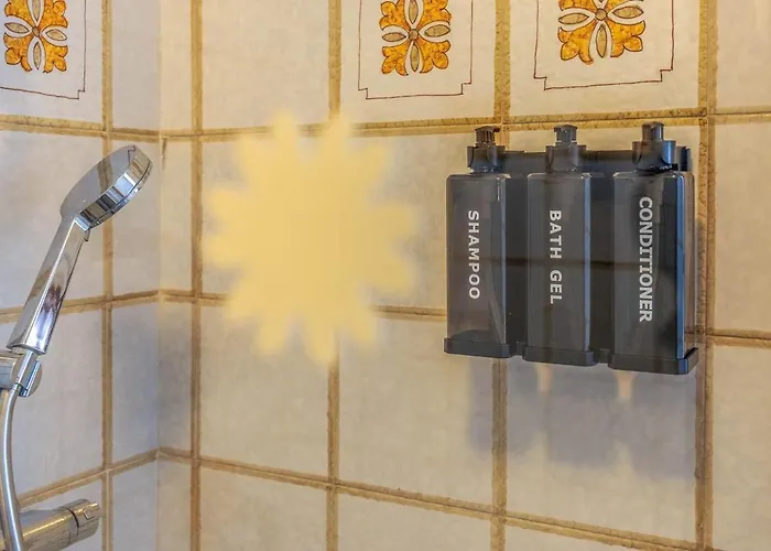 Immerso Nella Natura A Due Passi Dal Maggiore Lesa