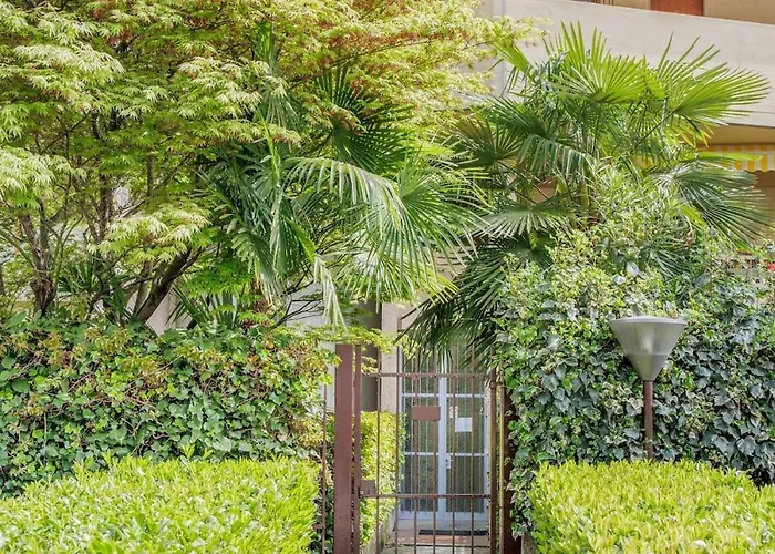 Apartment Immerso Nella Natura A Due Passi Dal Maggiore